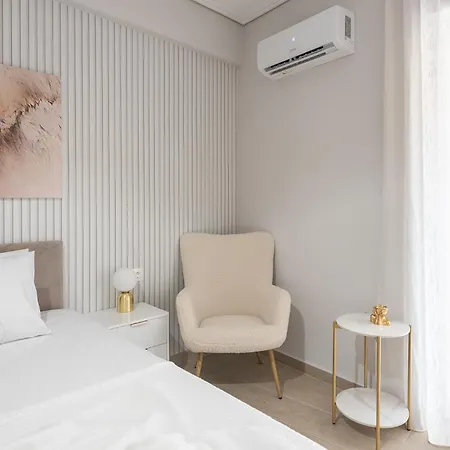 Chic 2br With Balcony *