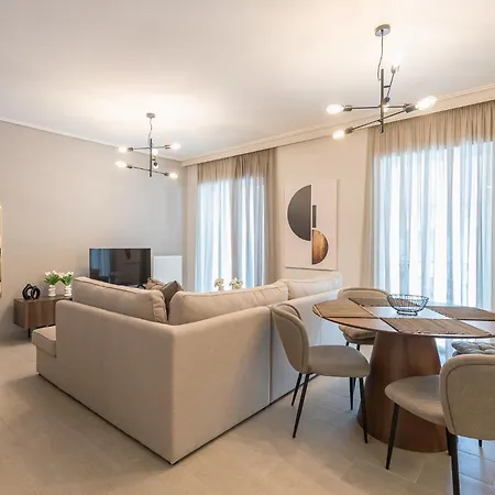 Chic 2br With Balcony Apartment *