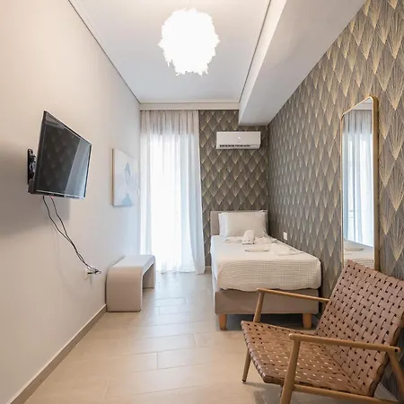Chic 2br With Balcony