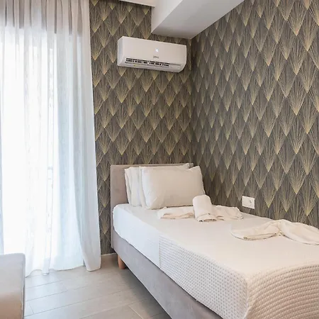 Chic 2br With Balcony Apartment Athens